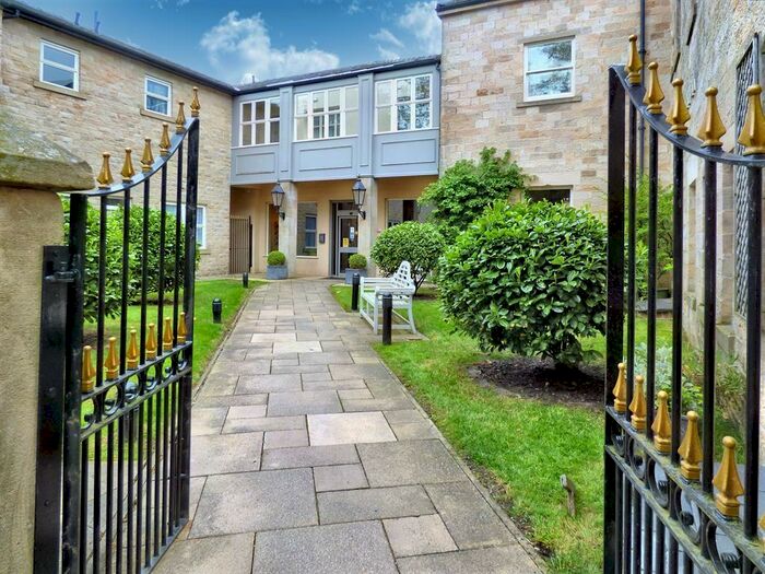 2 Bedroom Flat To Rent In Burnside House, Carleton Road, Skipton, BD23