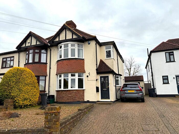 3 Bedroom Semi-Detached House To Rent In The Highway, Chelsfield, BR6