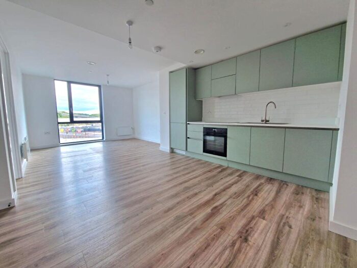 1 Bedroom Flat To Rent In Chevette Court, Kimpton Road, LU2