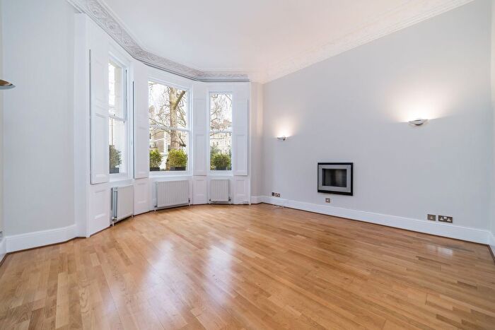 2 Bedroom Flat To Rent In Cranley Gardens, London, London, SW7