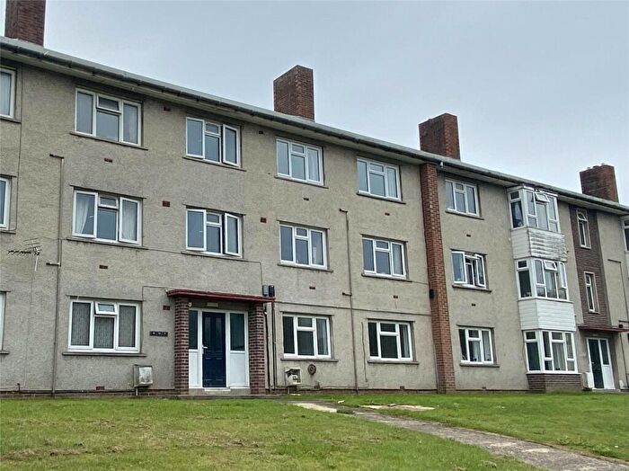 1 Bedroom Flat To Rent In Fleming Crescent, Haverfordwest, Pembrokeshire, SA61