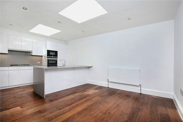 2 Bedroom Maisonette To Rent In Manchester Street, London, W1U