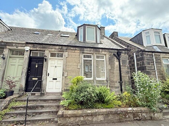 1 Bedroom Flat For Sale In Brucefield Avenue, Dunfermline, KY11