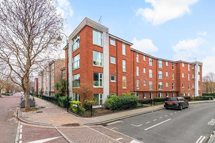 1 Bedroom Apartment For Sale In Calypso Crescent, Peckham, London, SE15