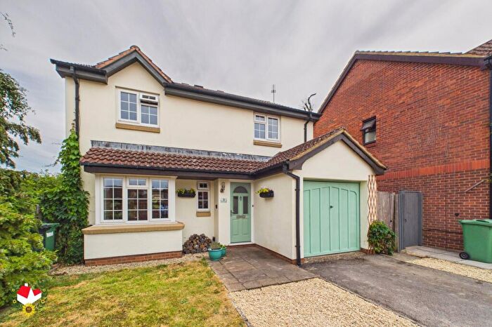 4 Bedroom Detached House For Sale In Monarch Close, Abbeymead, Gloucester, GL4