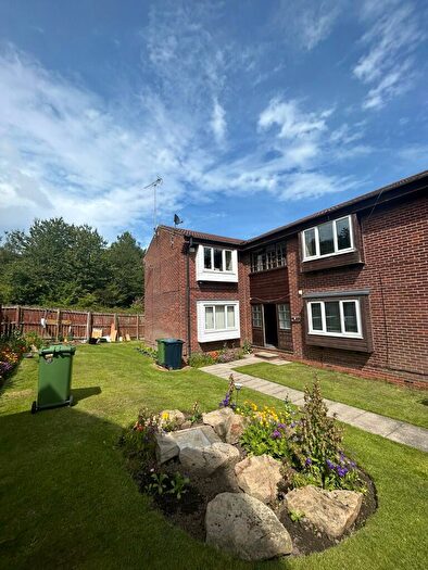 Studio For Sale In Dykes Way, Gateshead, Tyne And Wear, NE10