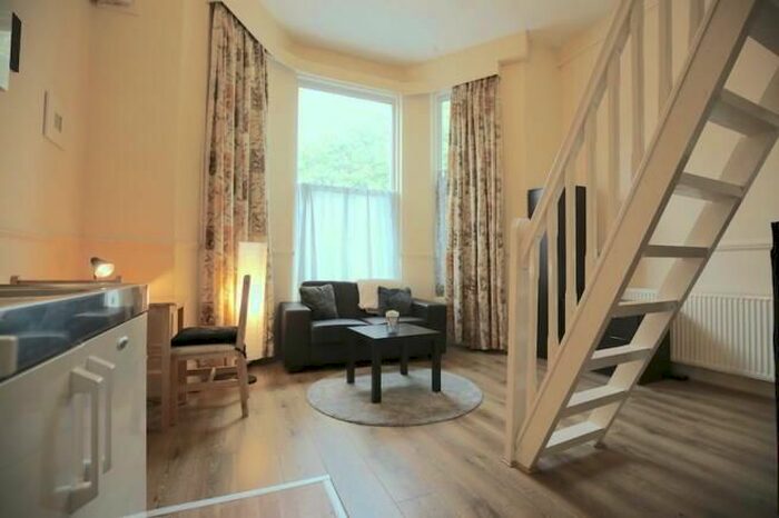 Studio To Rent In Cromwell Road, Gloucester Road, SW5