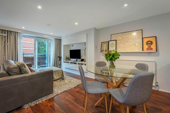 1 Bedroom Flat To Rent In Fair Street, London, SE1