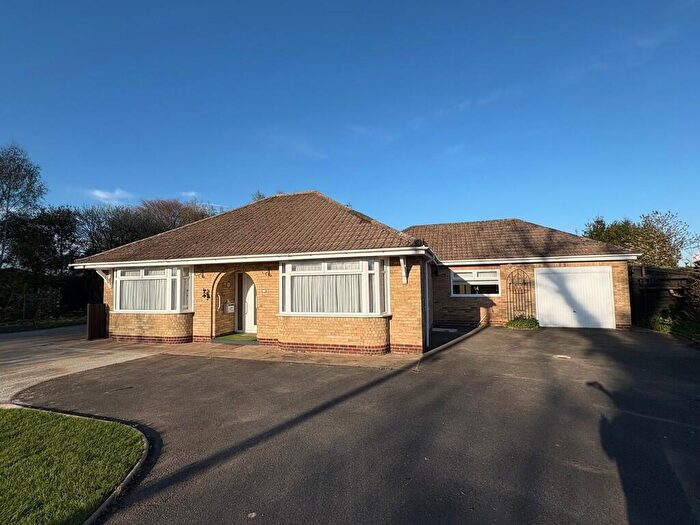 2 Bedroom Detached Bungalow For Sale In Boston Road North, Holbeach, PE12