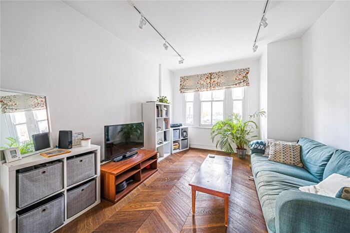 3 Bedroom Terraced House To Rent In Langham Road, Harringay, London, N15