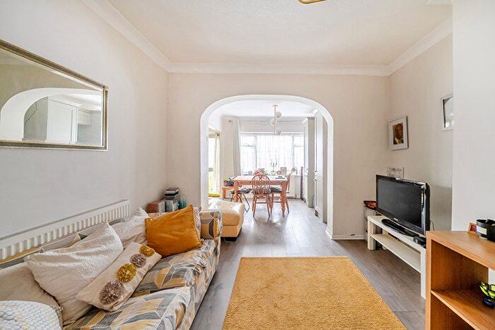 3 Bedroom Terraced House For Sale In Croyland Road, Edmonton, London, N9