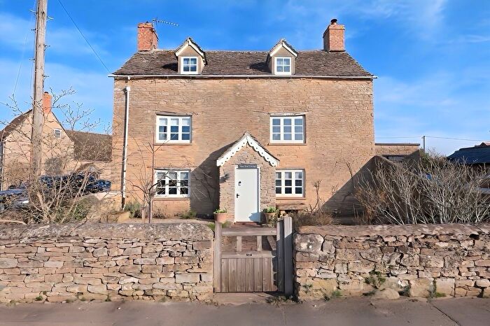 4 Bedroom Town House For Sale In West End Cottage, Aston, Bampton, OX18