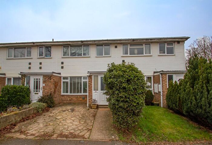 3 Bedroom Terraced House To Rent In Whittington Place, Carterton, OX18