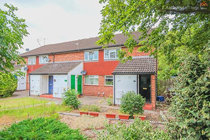 1 Bedroom Maisonette To Rent In Willowmead, Hertford, SG14