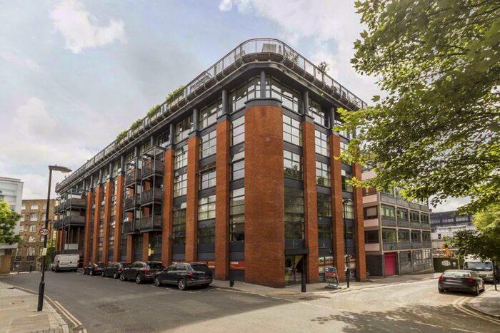 2 Bedroom Flat To Rent In Britton Street, Clerkenwell, EC1M