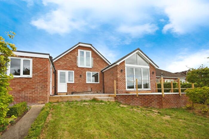 3 Bedroom Detached Bungalow To Rent In Chartwell Avenue, Wingerworth, Chesterfield, S42