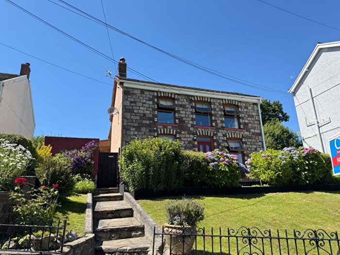 3 Bedroom Detached House For Sale In Penygraig Road, Ystradowen, Swansea., SA9