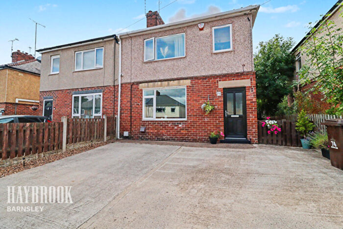 3 Bedroom Semi Detached House For Sale In Strafford Avenue, Barnsley, S74