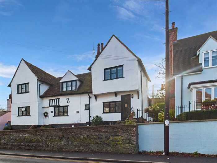 2 Bedroom Semi Detached House For Sale In Lexden Road, Colchester, Essex, CO3