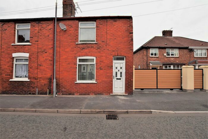 3 Bedroom Terraced House To Rent In Hoghton Road, St Helens, WA9
