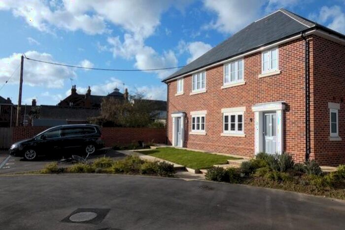 3 Bedroom Semi-Detached House To Rent In Nelson Close, Wivenhoe, CO7