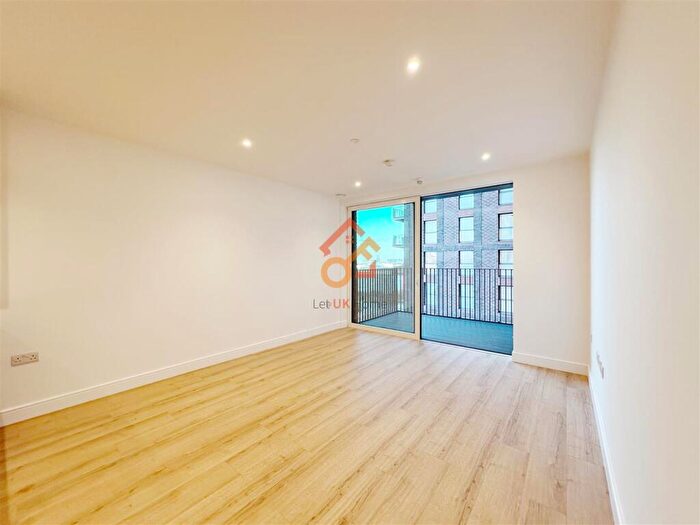 1 Bedroom Flat To Rent In Waterview House, Quay Walk, Wembley, HA0