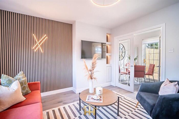 2 Bedroom Terraced House For Sale In Craigmount Road, Dundee, DD2