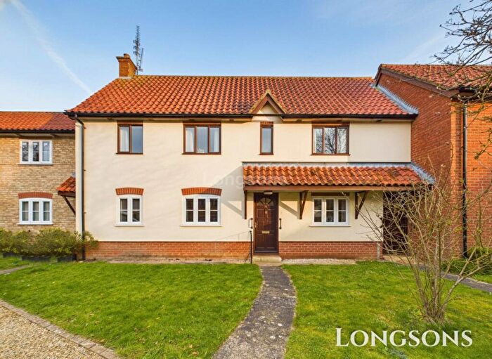 2 Bedroom Flat To Rent In Hollywell Gardens, Swaffham, PE37