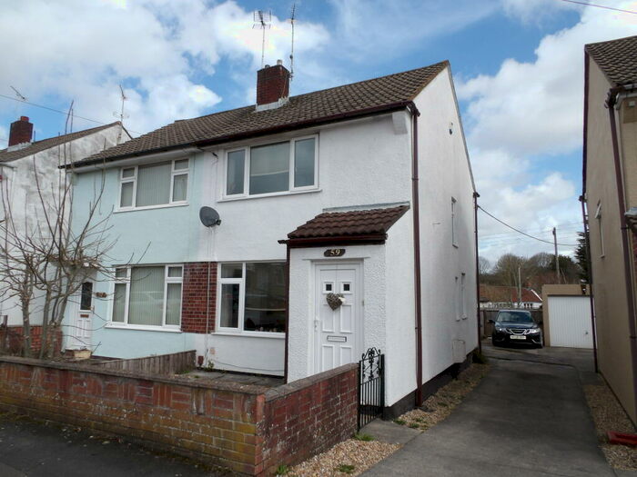 3 Bedroom Semi-Detached House To Rent In Fairlyn Drive, Kingswood, BS15