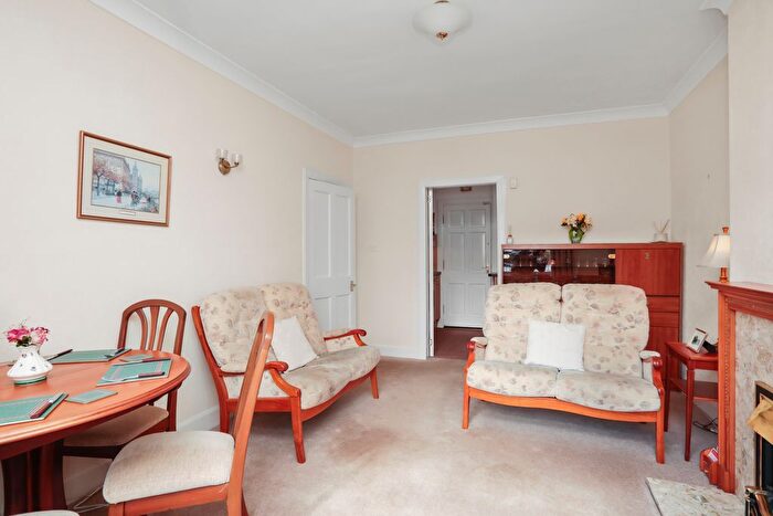 4 Bedroom Detached House For Sale In Abercorn Crescent, Willowbrae, Edinburgh, EH8