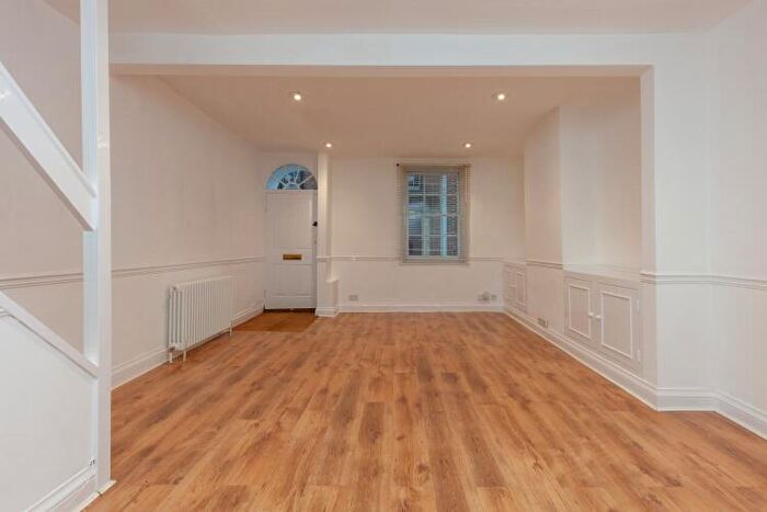 2 Bedroom Terraced House To Rent In Observatory Street, Oxford, OX2
