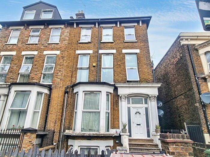 8 Bedroom Property For Sale In Romford Road, Forest Gate, London, E7
