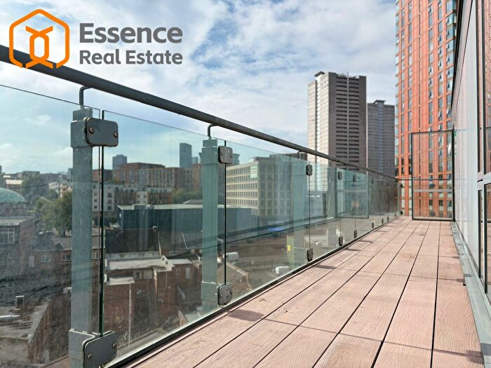 2 Bedroom Flat For Sale In Essex Street, Birmingham, West Midlands, B5