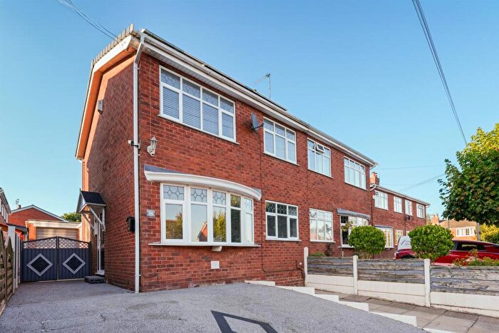 3 Bedroom Semi-Detached House For Sale In St. Austell Avenue, Macclesfield, SK10