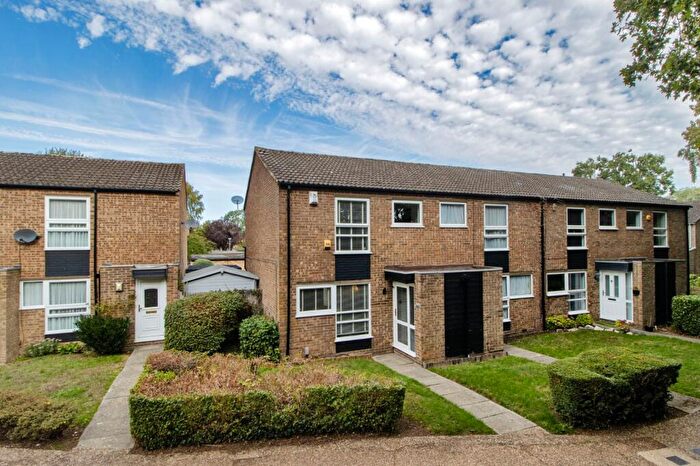 3 Bedroom End Of Terrace House For Sale In Penenden, New Ash Green, Kent, DA3