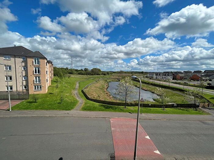 2 Bedroom Flat To Rent In Cambridge Crescent, Airdrie, ML6