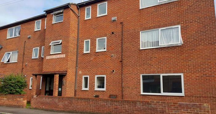 Studio To Rent In Strover Street, Gillingham, ME7