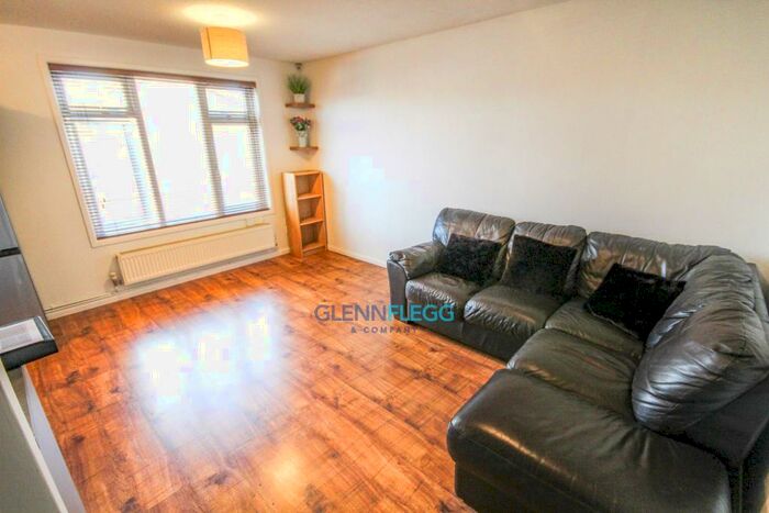 1 Bedroom Flat To Rent In ***Let Agreed***Holmedale, Wexham***Let Agreed***, SL2