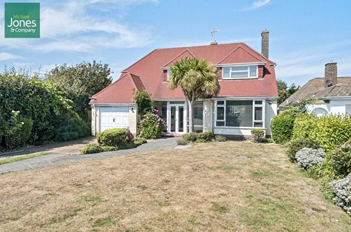 3 Bedroom Detached House To Rent In Sea Drive, Ferring, Worthing, West Sussex, BN12