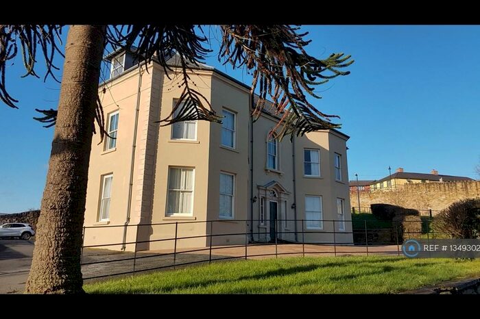 1 Bedroom Flat To Rent In Plas Kynaston Lane, Chirk, LL14
