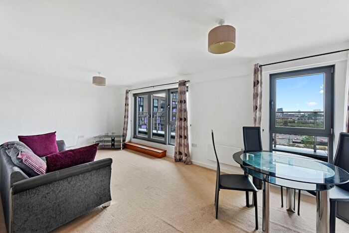 1 Bedroom Property To Rent In Biggerstaff Road, London, E15