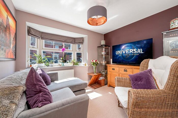 6 Bedroom Detached House For Sale In Contract Ready Stunning Home On Brunel Avenue, NG33