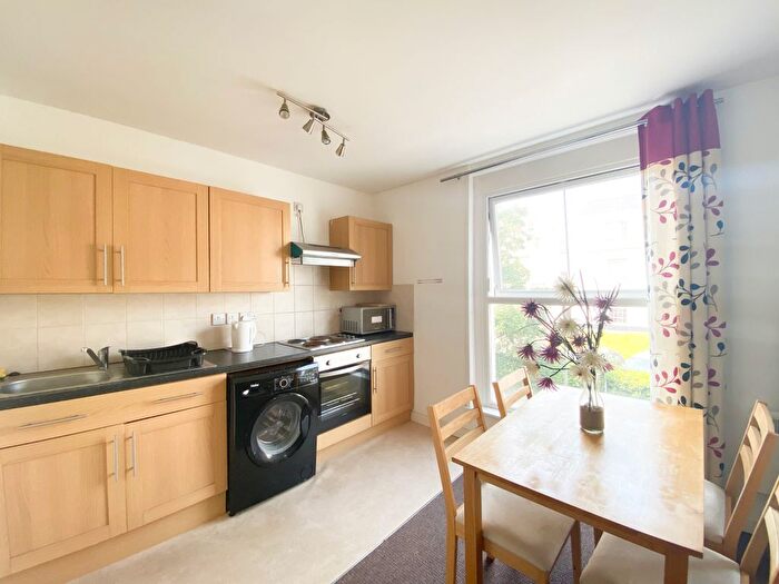 1 Bedroom Flat To Rent In St. Helens Road, Swansea, SA1