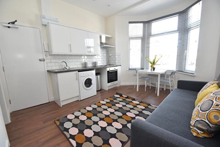 1 Bedroom Flat To Rent In Cathays Terrace, Cathays, Cardiff, CF24