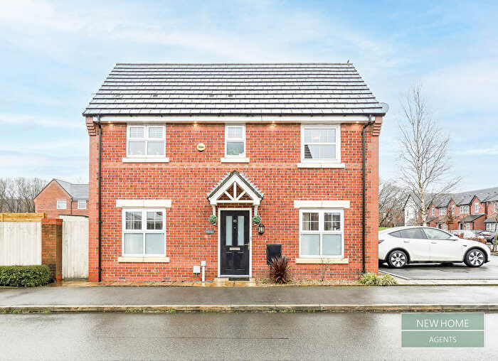3 Bedroom End Of Terrace House For Sale In Cotton Meadows, Bolton, BL1