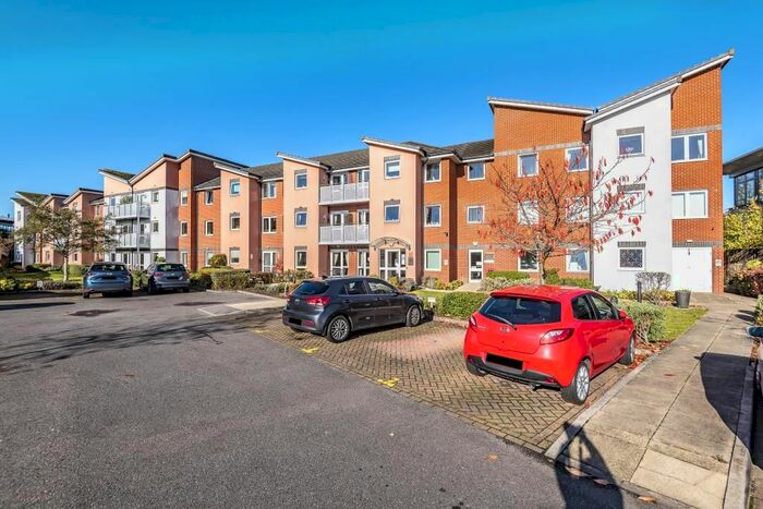 1 Bedroom Flat To Rent In Newbury, Berkshire, RG14