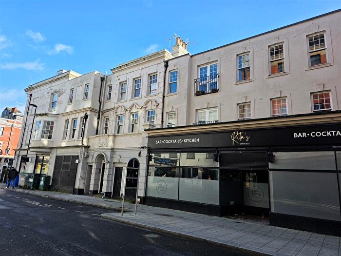 1 Bedroom Flat For Sale In Queens Terrace, Southampton, SO14