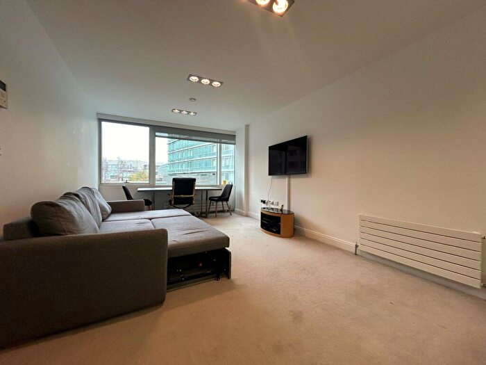 1 Bedroom Apartment To Rent In One Park West, L1