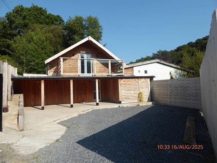 2 Bedroom Detached House To Rent In Llanddowror, St Clears, SA33