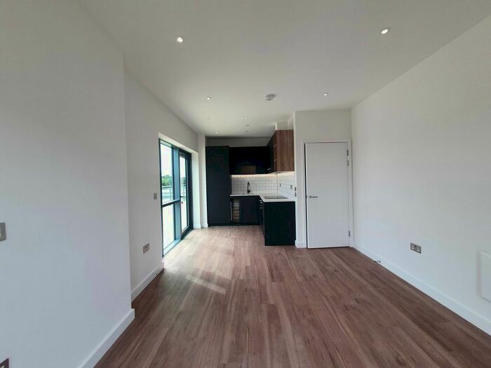 1 Bedroom Flat To Rent In Commander Avenue, Colindale, London, &# Bed Flat, NW9